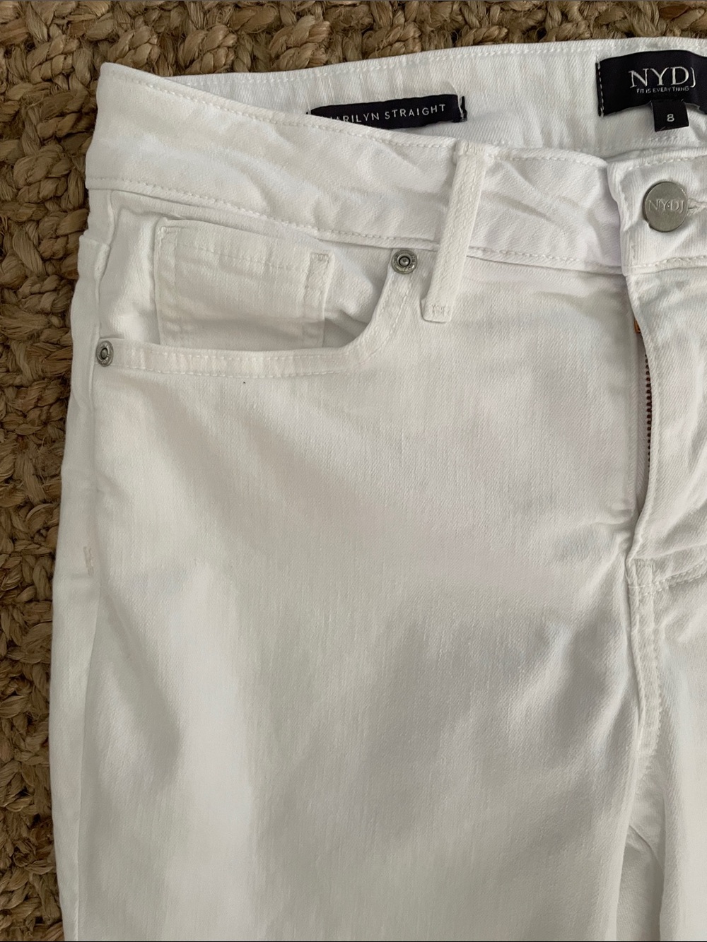 NYDJ Marilyn Straight Jeans Size 8 White Lift Tuck Stretch Denim - Picture 7 of 14